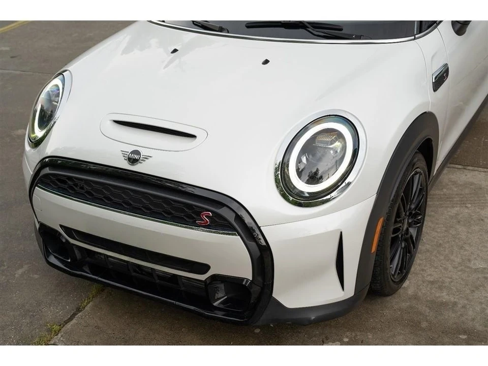 2024 Mini Mini Cooper S 3rd Gen - Image 8 of 30