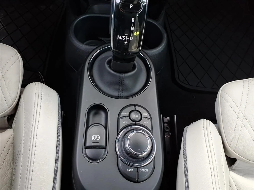 2024 Mini Mini John Cooper Works 3rd Gen - Image 15 of 21