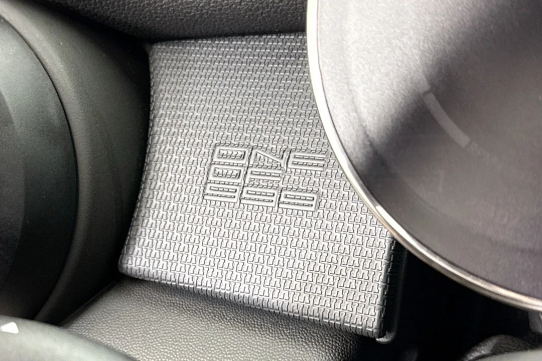 2024 Mini Mini John Cooper Works 3rd Gen - Image 5 of 8