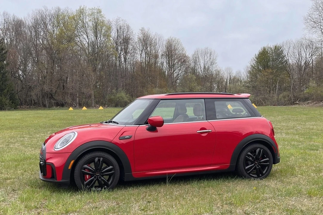 2024 Mini Mini John Cooper Works 3rd Gen - Image 9 of 31
