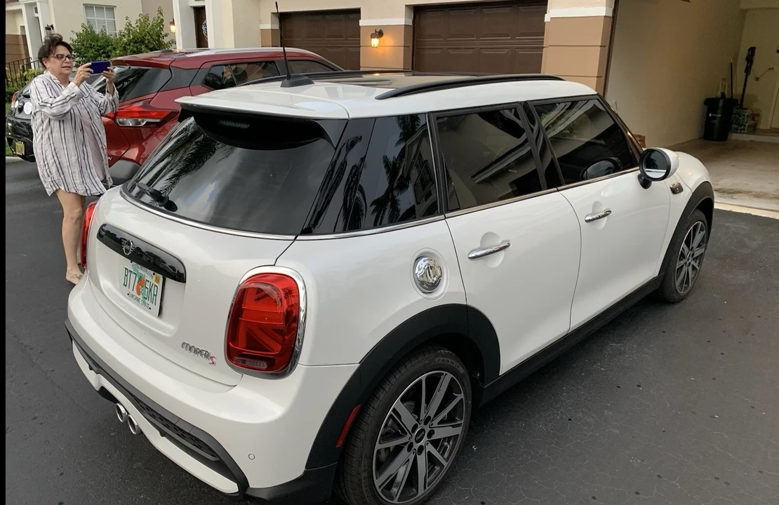 2024 Mini Mini Cooper S 3rd Gen - Image 7 of 8