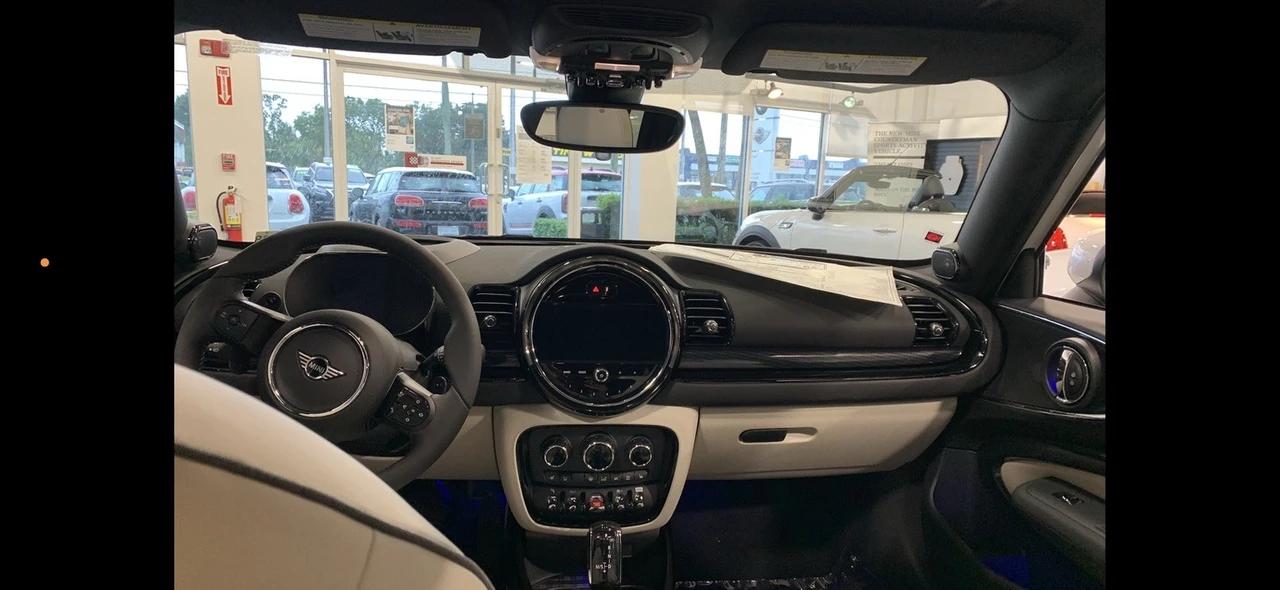 2024 Mini Mini Cooper S 3rd Gen - Image 4 of 8