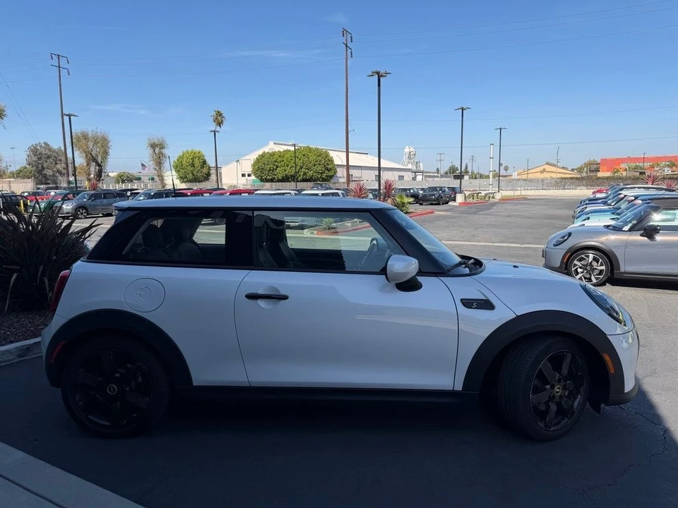 2024 Mini Mini 3rd Gen - Image 8 of 23