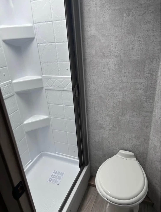 2024 Winnebago - Image 2 of 7