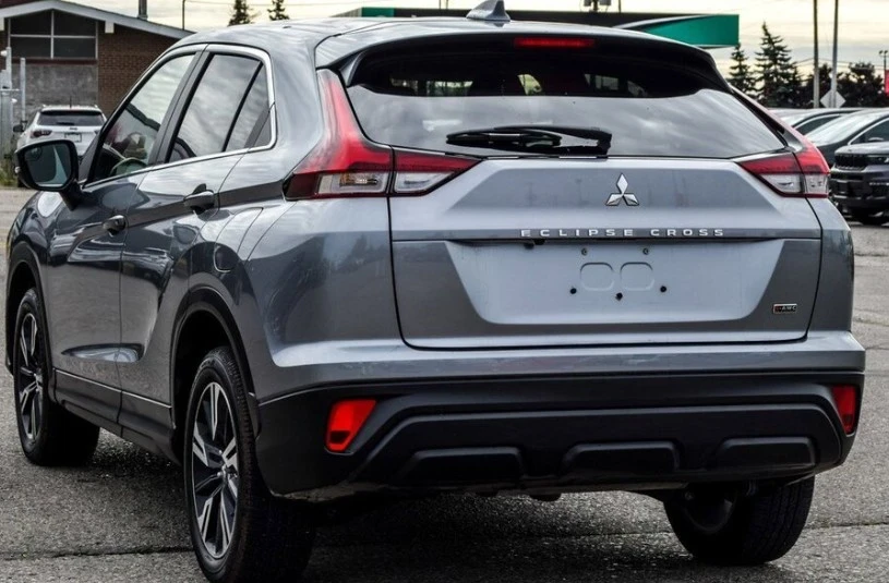 2024 Mitsubishi Eclipse Cross - Image 4 of 18