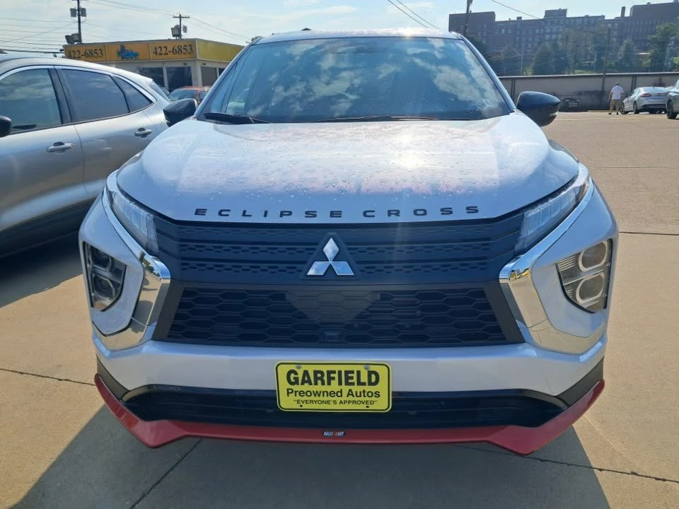 2024 Mitsubishi Eclipse Cross - Image 2 of 11