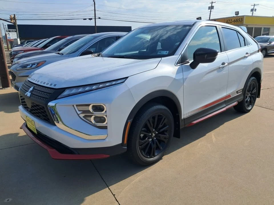 2024 Mitsubishi Eclipse Cross - Image 3 of 11