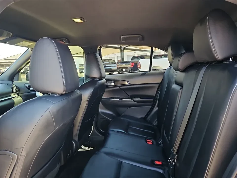 2024 Mitsubishi Eclipse Cross - Image 5 of 7