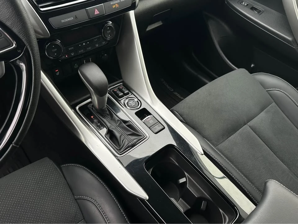 2024 Mitsubishi Eclipse Cross - Image 10 of 13