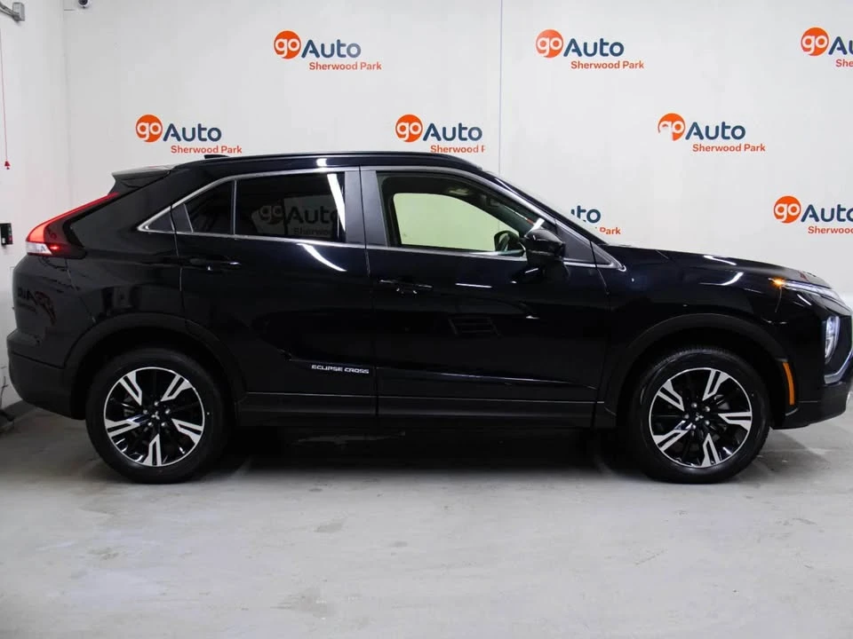 2024 Mitsubishi Eclipse Cross - Image 3 of 17