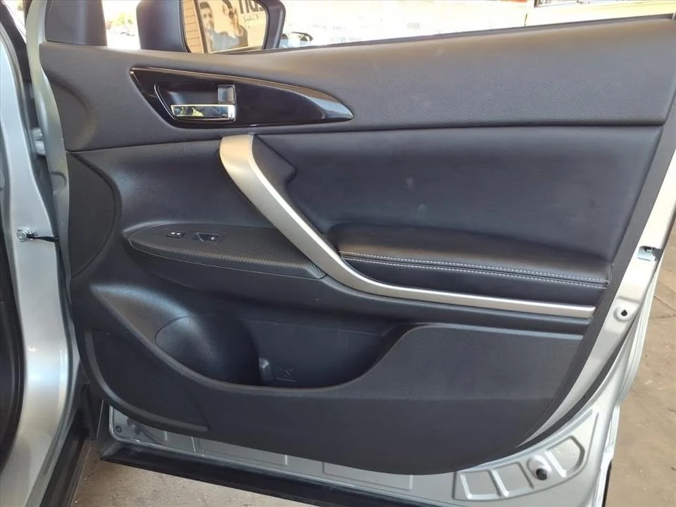 2024 Mitsubishi Eclipse Cross - Image 10 of 19