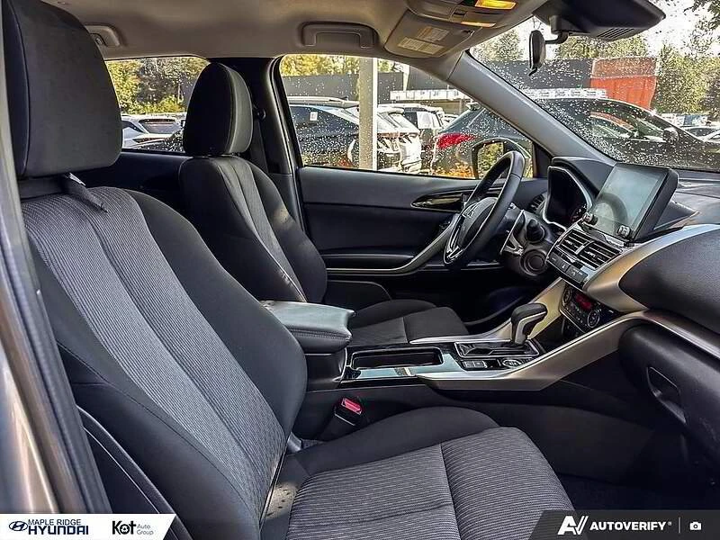 2024 Mitsubishi Eclipse Cross - Image 10 of 15