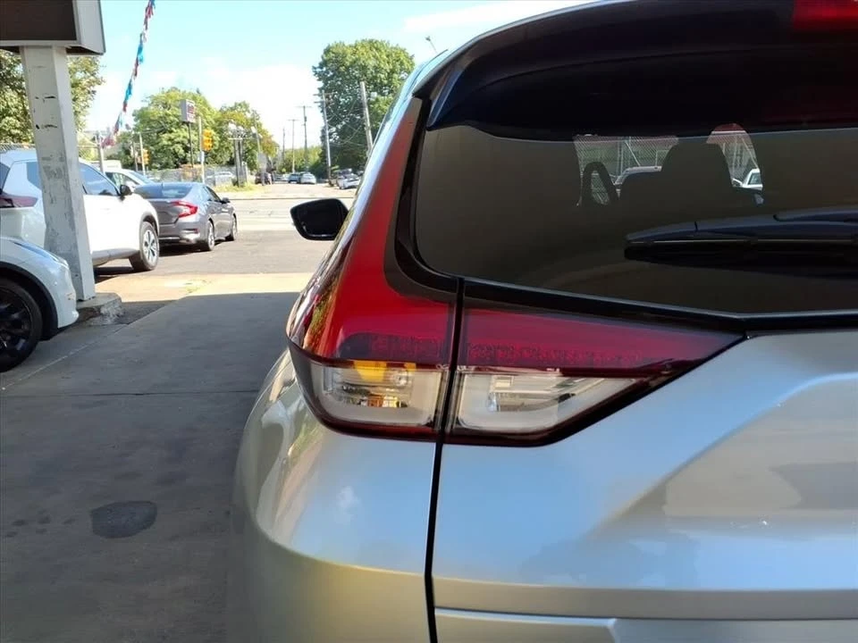 2024 Mitsubishi Eclipse Cross - Image 16 of 19