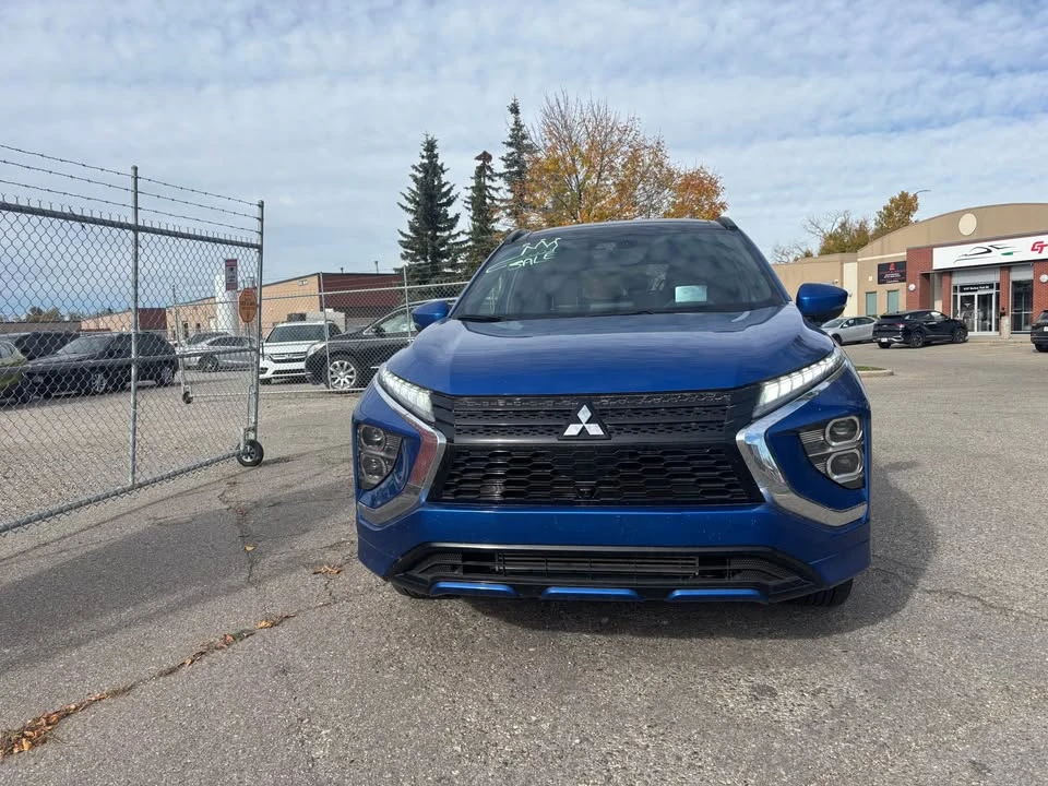 2024 Mitsubishi Eclipse Cross - Image 2 of 11