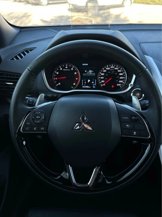 2024 Mitsubishi Eclipse Cross - Image 12 of 18