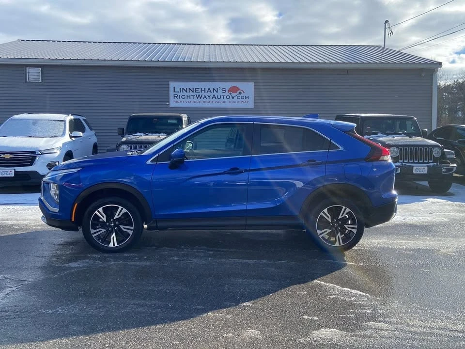 2024 Mitsubishi Eclipse Cross - Image 2 of 20