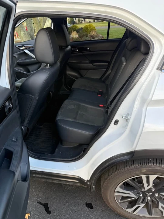 2024 Mitsubishi Eclipse Cross - Image 7 of 9