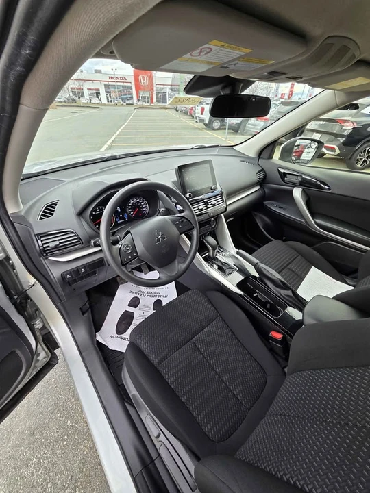 2024 Mitsubishi Eclipse Cross - Image 6 of 9