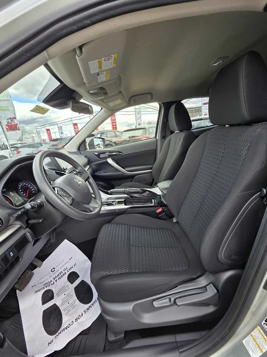 2024 Mitsubishi Eclipse Cross - Image 7 of 9