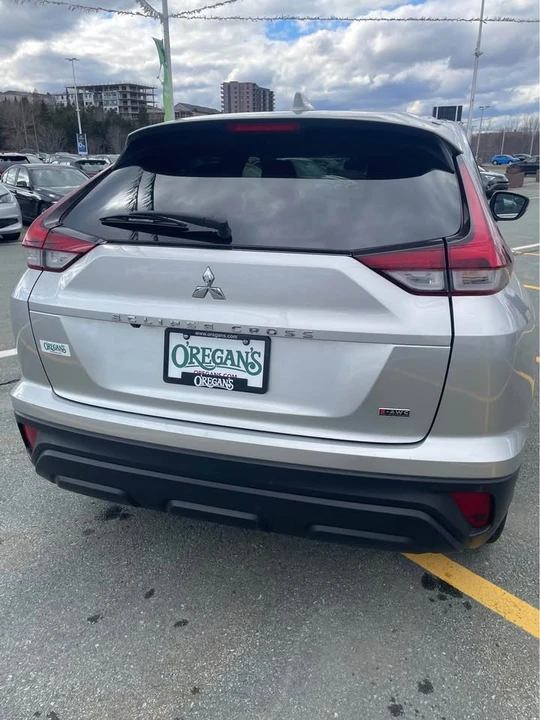 2024 Mitsubishi Eclipse Cross - Image 3 of 10