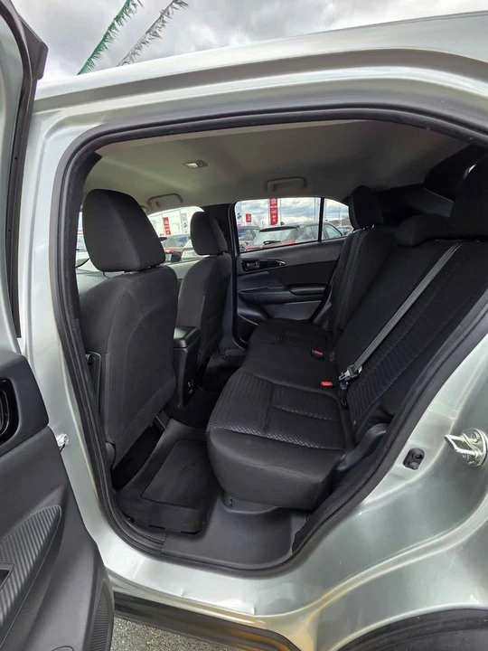 2024 Mitsubishi Eclipse Cross - Image 8 of 9