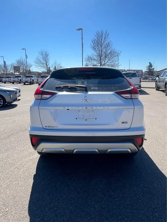 2024 Mitsubishi Eclipse Cross - Image 10 of 11