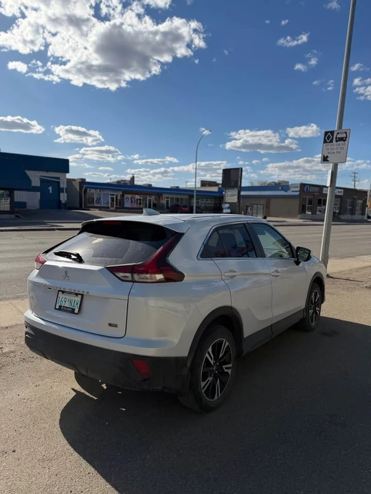 2024 Mitsubishi Eclipse Cross - Image 4 of 14