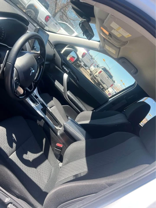 2024 Mitsubishi Eclipse Cross - Image 3 of 11