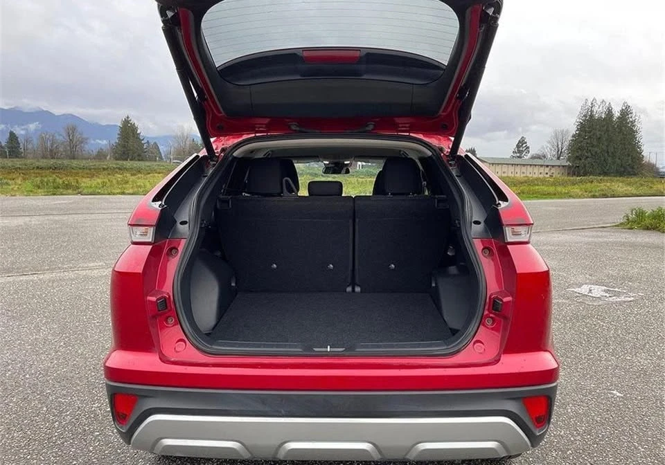2024 Mitsubishi Eclipse Cross - Image 10 of 20