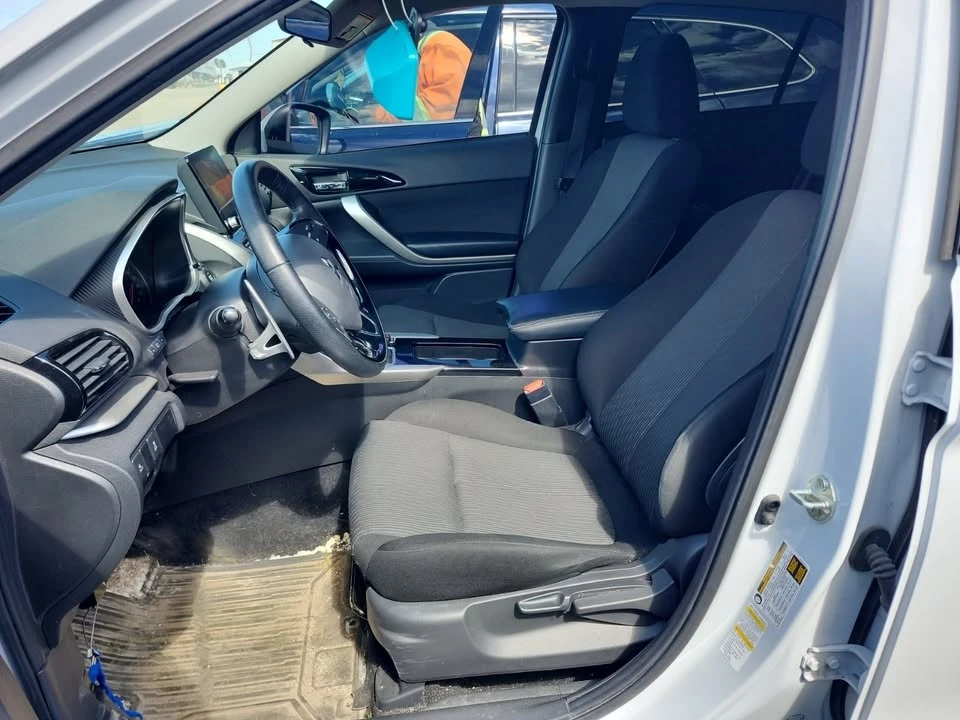 2024 Mitsubishi Eclipse Cross - Image 2 of 8