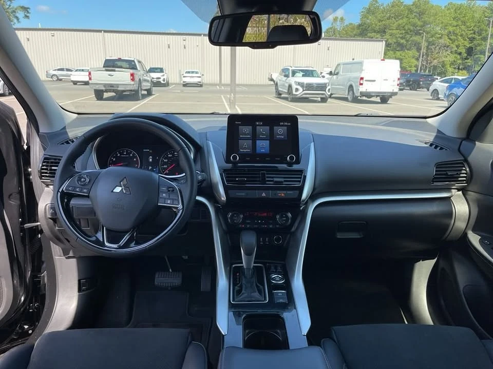 2024 Mitsubishi Eclipse Cross - Image 7 of 19