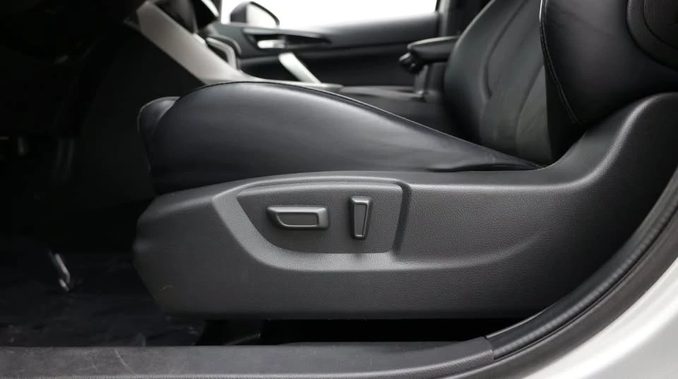 2024 Mitsubishi Eclipse Cross - Image 17 of 20