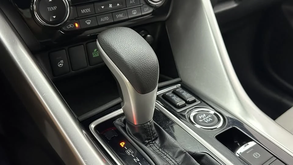 2024 Mitsubishi Eclipse Cross - Image 12 of 20