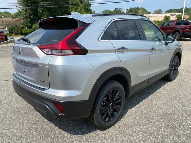 2024 Mitsubishi Eclipse Cross - Image 2 of 15