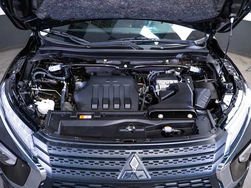 2024 Mitsubishi Eclipse Cross - Image 5 of 20