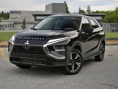 2024 Mitsubishi Eclipse Cross ES