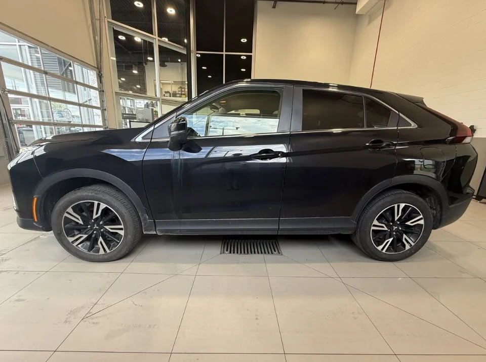2024 Mitsubishi Eclipse Cross - Image 2 of 8
