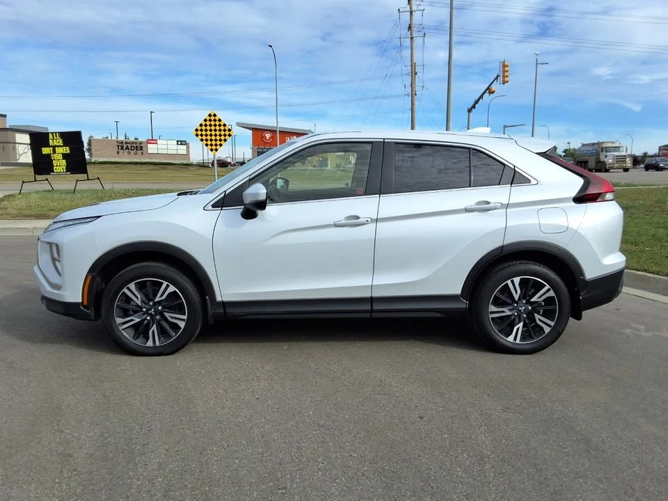 2024 Mitsubishi Eclipse Cross - Image 4 of 20