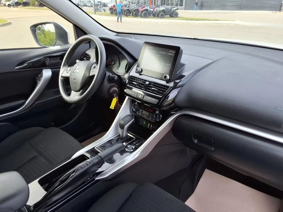 2024 Mitsubishi Eclipse Cross - Image 11 of 20