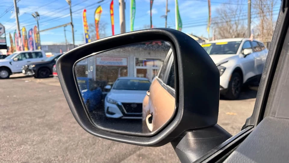 2024 Mitsubishi Eclipse Cross - Image 18 of 19