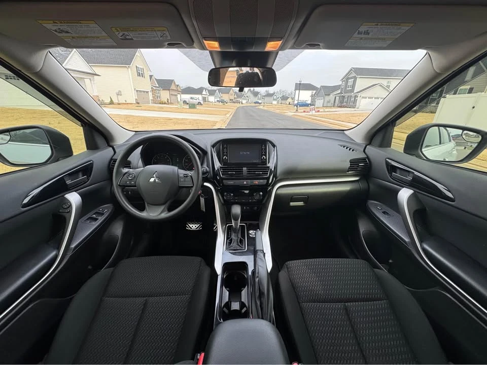 2024 Mitsubishi Eclipse Cross - Image 9 of 16