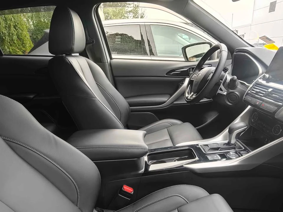 2024 Mitsubishi Eclipse Cross - Image 3 of 4