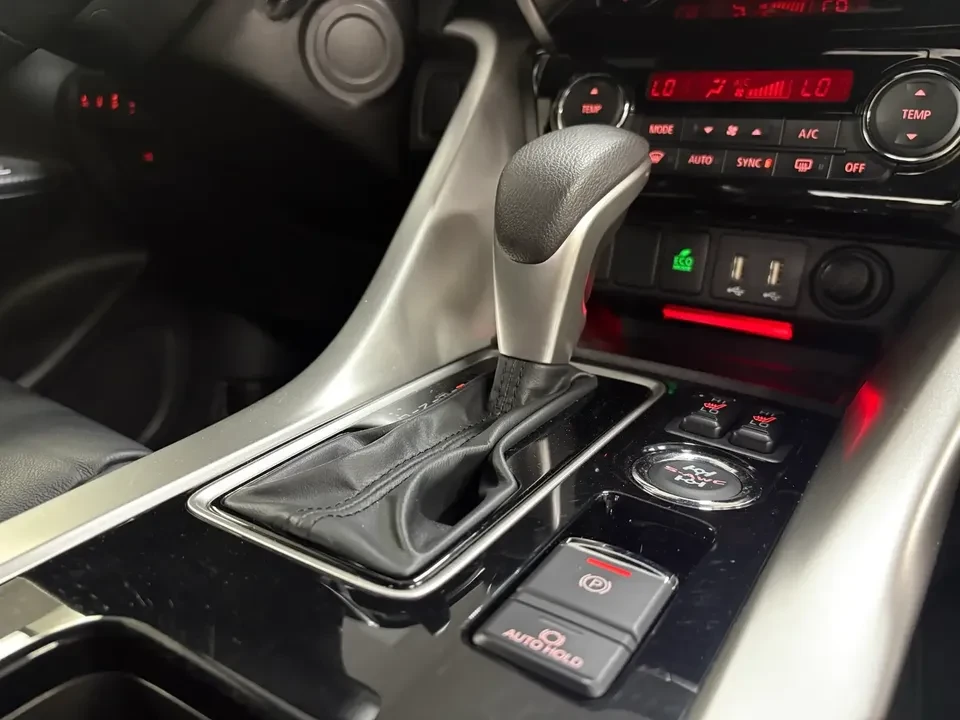 2024 Mitsubishi Eclipse Cross - Image 16 of 18