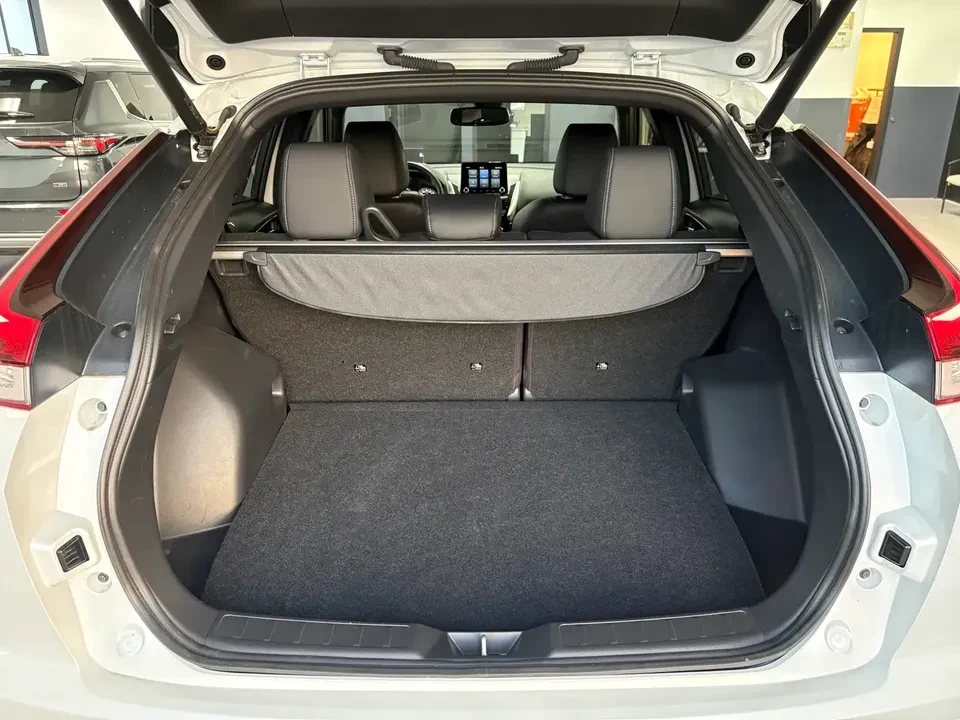 2024 Mitsubishi Eclipse Cross - Image 9 of 18