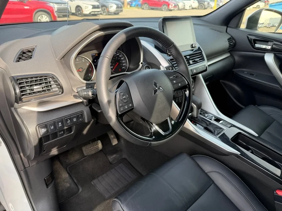 2024 Mitsubishi Eclipse Cross - Image 4 of 20