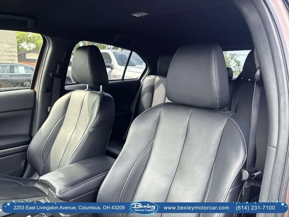 2024 Mitsubishi Eclipse Cross - Image 12 of 16
