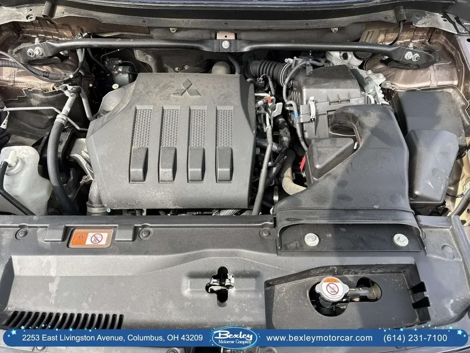 2024 Mitsubishi Eclipse Cross - Image 10 of 16