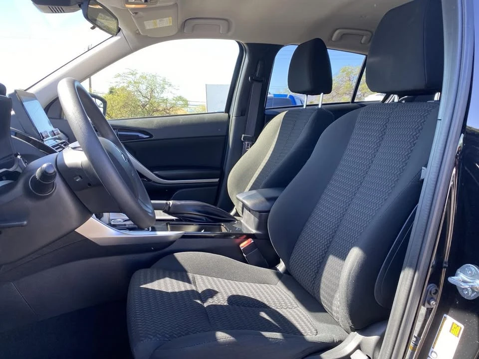 2024 Mitsubishi Eclipse Cross - Image 8 of 15