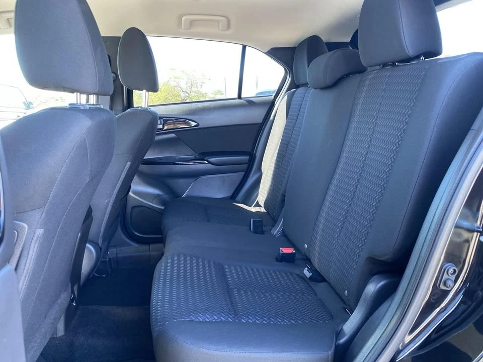 2024 Mitsubishi Eclipse Cross - Image 10 of 15