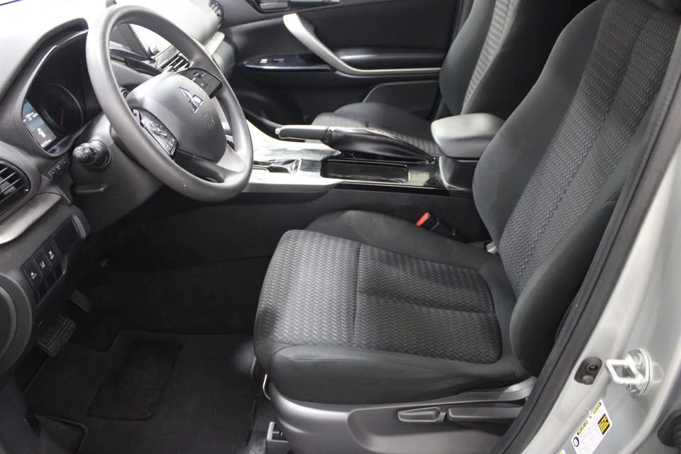 2024 Mitsubishi Eclipse Cross - Image 5 of 20